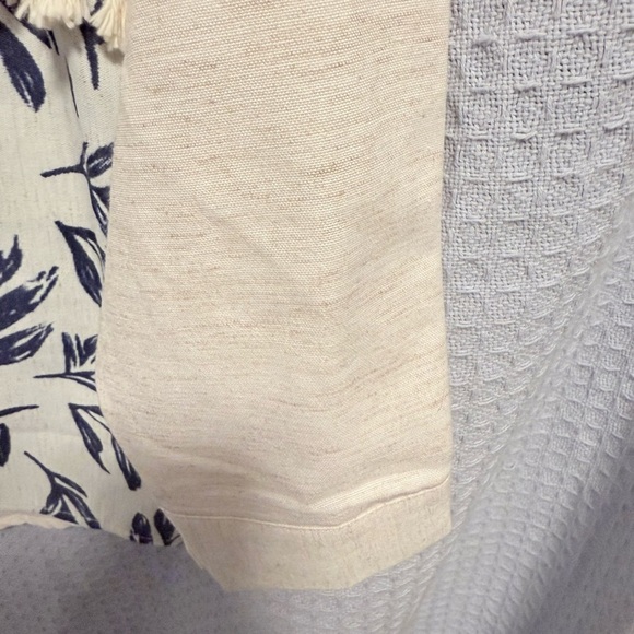 Pobyum Park Cream and Blue Leaf Print Button-Up Shirt - Picture 8 of 9